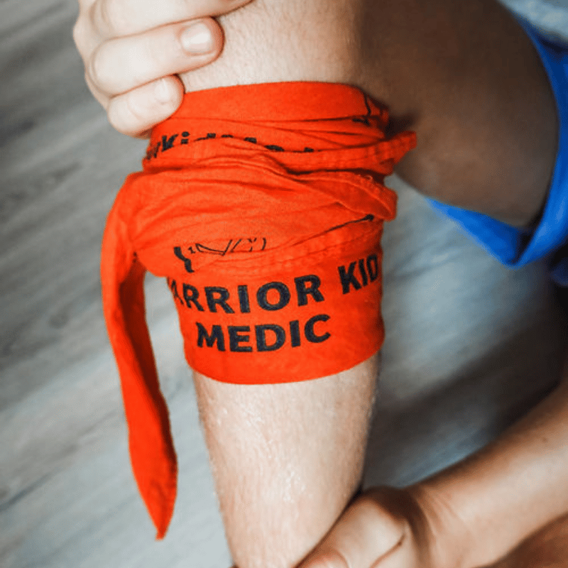 Warrior Kid Medic Multi tool Triangular Bandage leg wrap